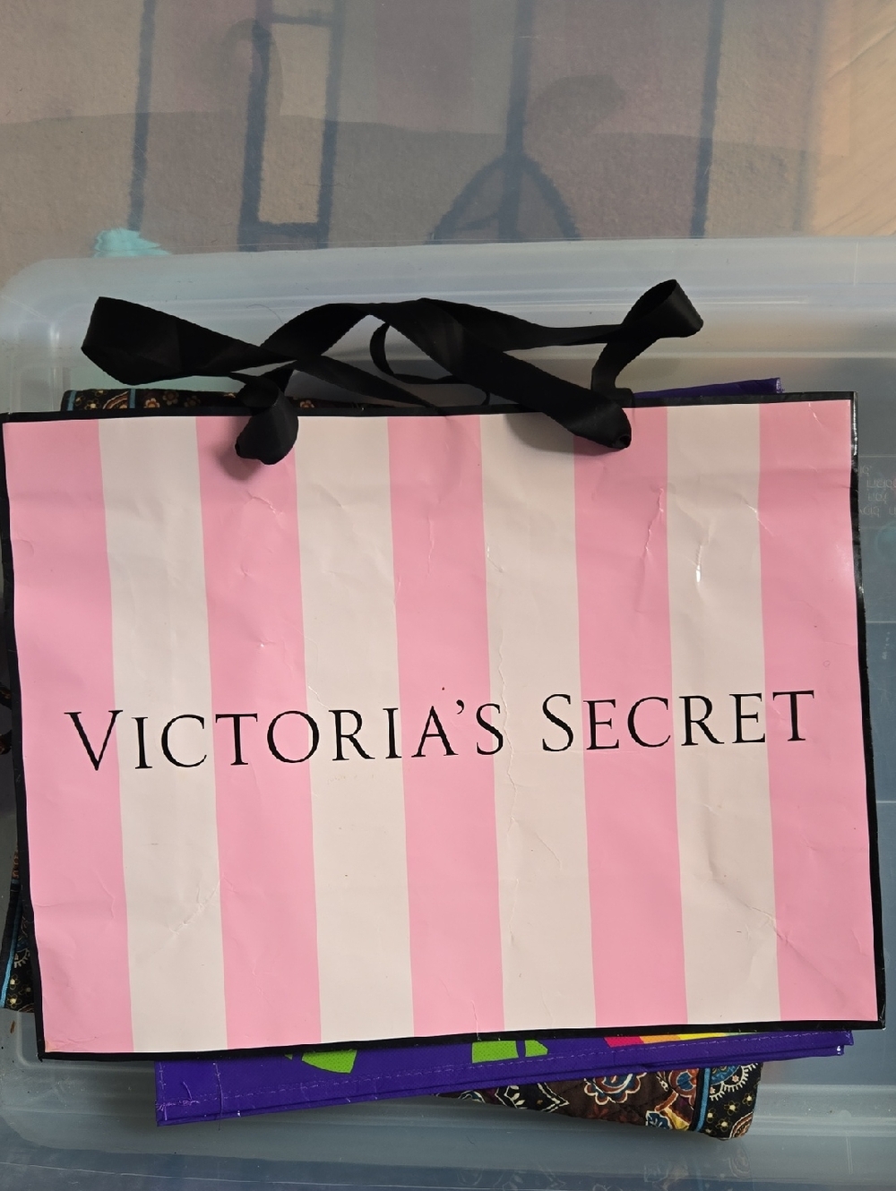 VICTORIA SECRET Shopping Bag Pink/Black 16" x 12" x 6"                (BIN 002)